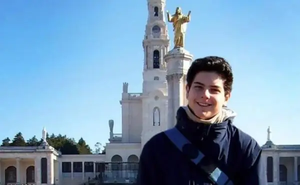 Santuário Santa Rita de Cássia, em Curitiba, recebe relíquia de beato Carlo Acutis